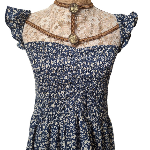 Pink Lily Navy Blue Ditzy floral smocked Maxi Dress size L - Picture 3 of 6